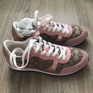 Coach sneakers US 7/5  women